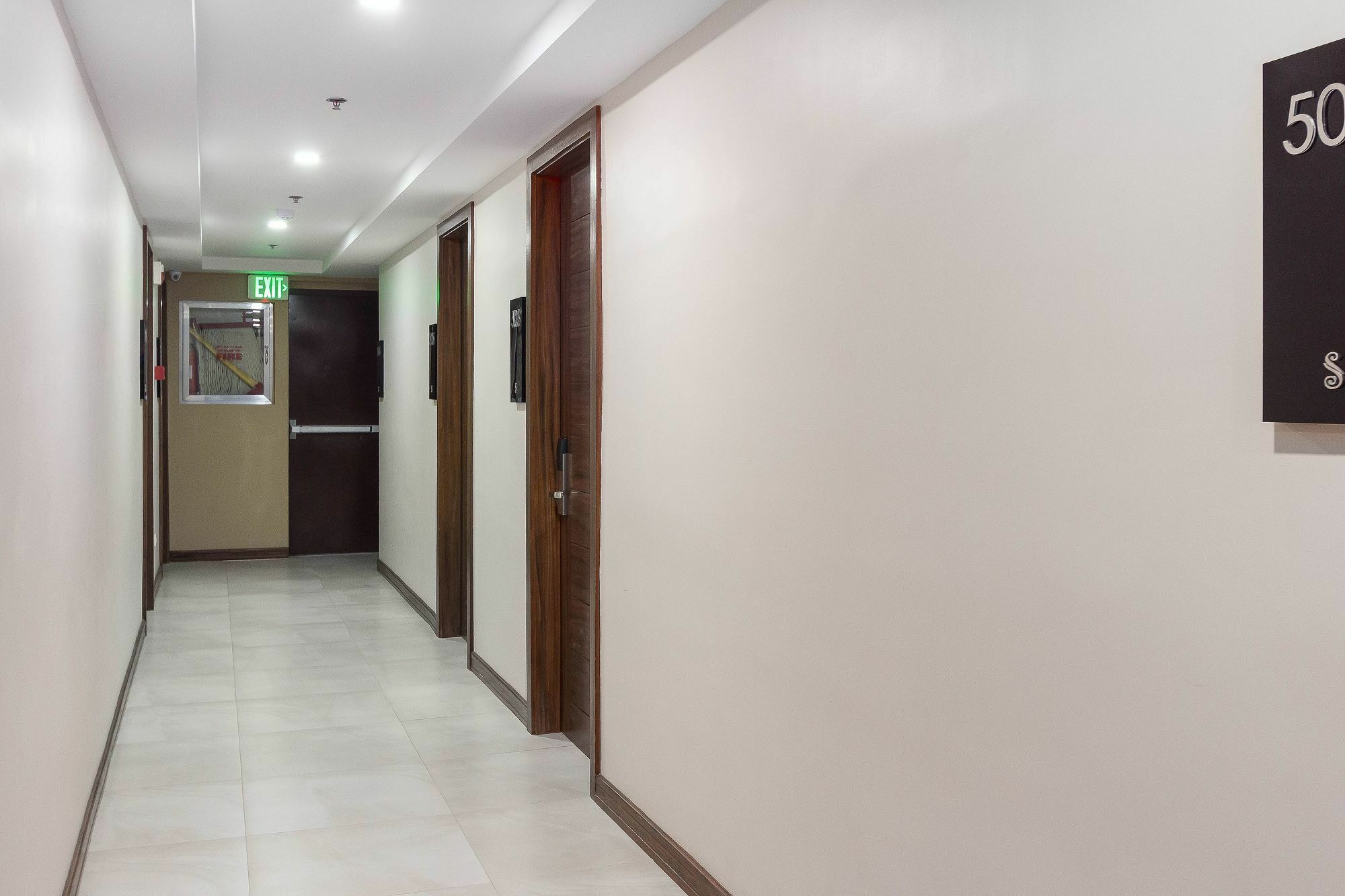Zen Rooms S Hotel & Residences Cebú Exterior foto